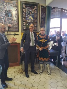 817ab696-d982-459a-aa9b-aed37d0951ac